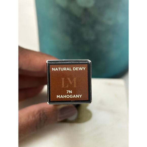 Laura Mercier Tinted Moisturizer Natural Dewy SPF 30 Sunscreen NIB 7N Mahogany - Picture 3 of 8